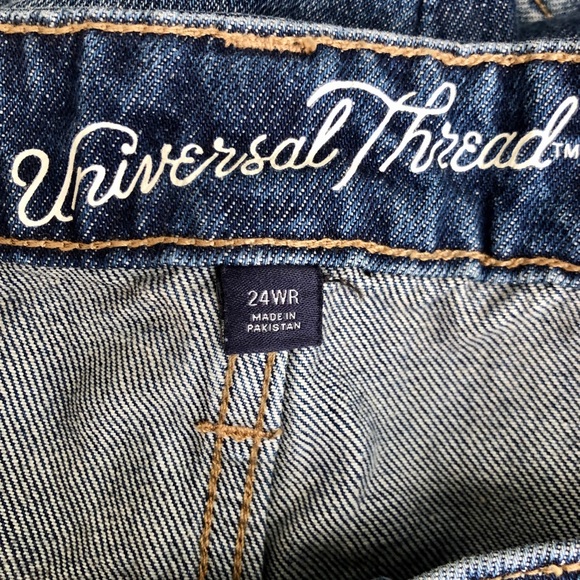 Universal Thread | Cropped denim | size 24 - Picture 2 of 8